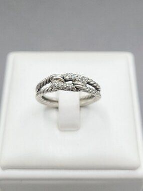 David Yurman Petite Loop Labyrinth Ring w/ Pavé White Diamonds - 6mm - Size 7